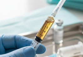 Минздрав РФ разрешил применение первой отечественной мРНК-вакцины против рака