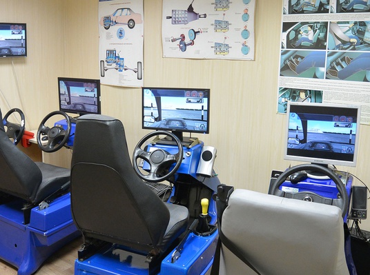 Мастер производственного обучения вождению автомототранспортных средств